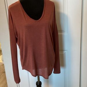Rag & Bone V-Neck Long Sleeve Top in Rust M